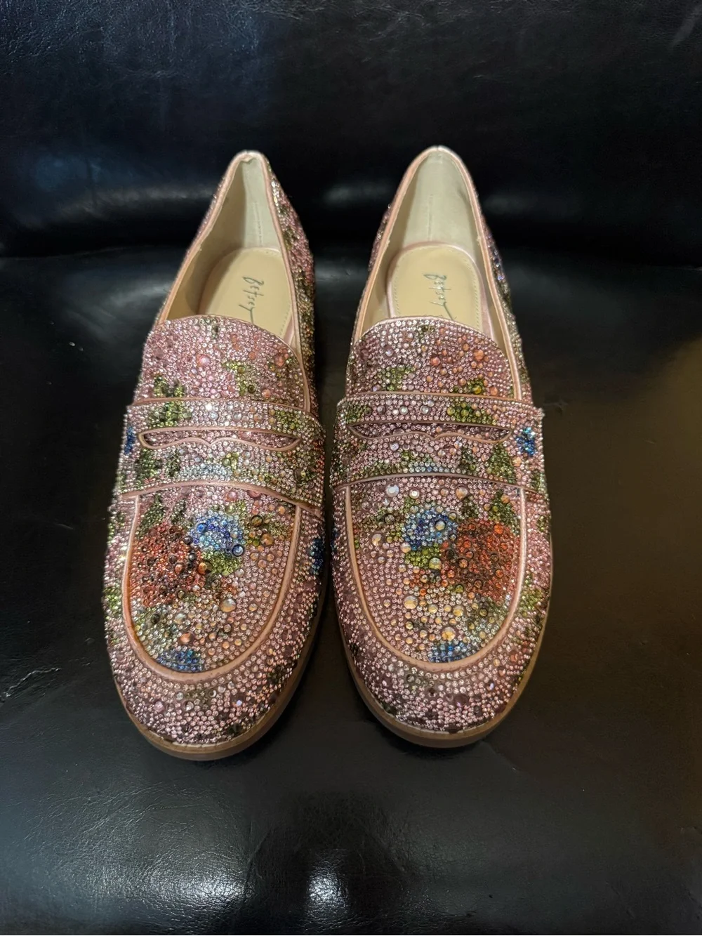 Betsey Johnson Aron floral rhinestone loafers, all-over crystals. Size 9 - Picture 4 of 7